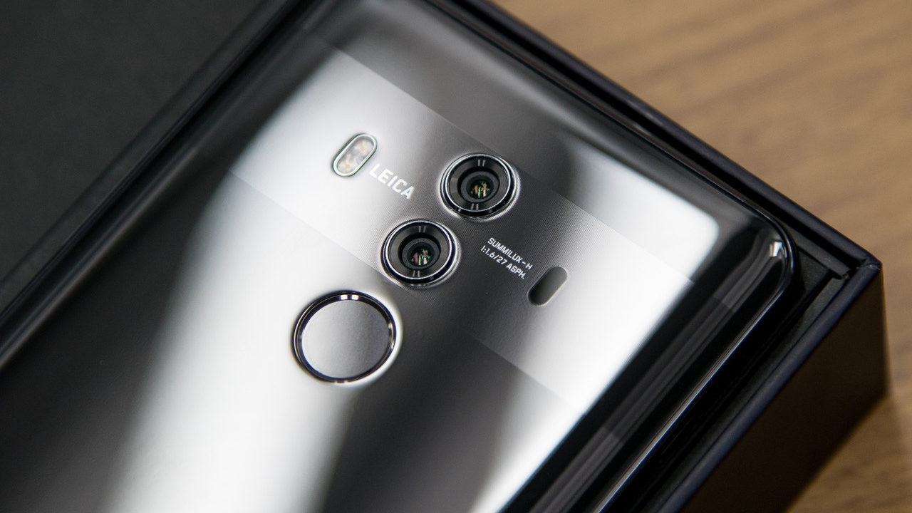新SIMフリースマホ「HUAWEI Mate10 Pro」は逆光の自撮りでも明るく撮れるカメラが偉い！ | め〜んずスタジオ